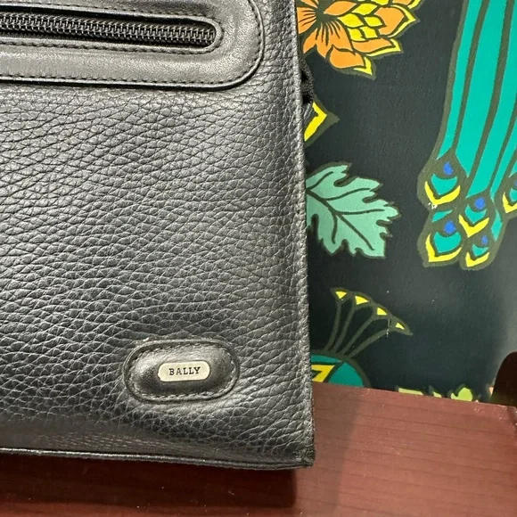 Bally Vintage Black Pebbled Leather Wristlet Clutch – Made in Italy - Picture 6 of 7